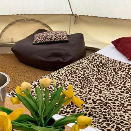 Home Farm Radnage Glamping Bell Tent 6, With Log Burner And Fire Pit High Wycombe Exterior photo