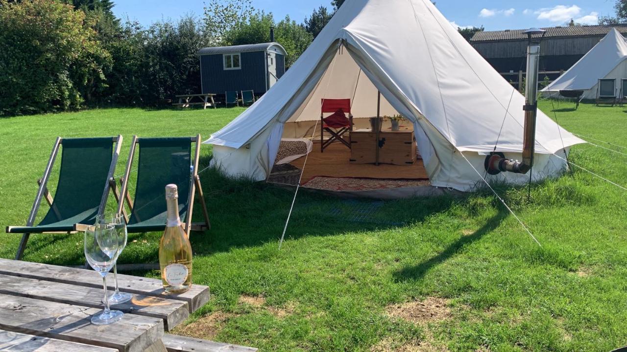 Home Farm Radnage Glamping Bell Tent 6, With Log Burner And Fire Pit High Wycombe Exterior photo